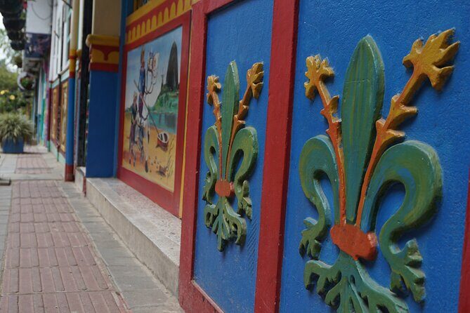 90 Minute Walking Tour of Guatapé - Price and value for $16: what you get (and what you should add)
