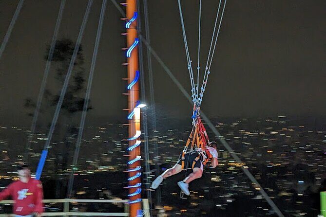 A night at the Sky Viewpoint with Activities - Michigan Pizzeria: why the food stop is more than an afterthought