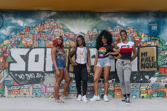 African Music Roots Private Tour in Comuna 13, Medellin - Son Batá music studio: percussion class with Estamos Melos