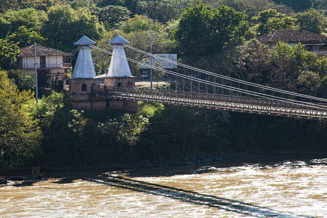 Best Private Tour to Santa Fe de Antioquia+Cuatrimotos 450 CC - Stop 1: Medellín drive toward Santa Fe de Antioquia