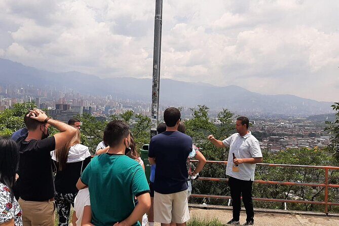 City Tour, Comuna 13, and Graffiti Medellin - Price and what $310 really buys you