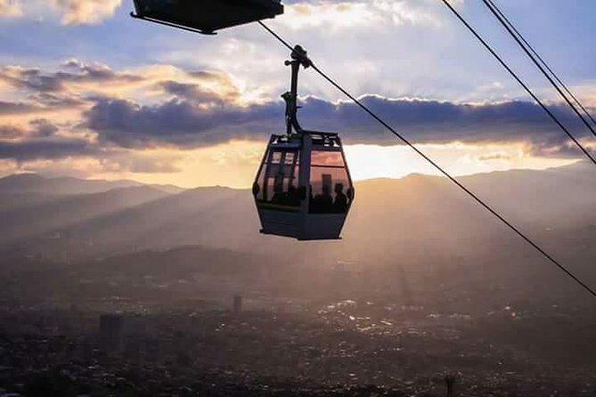 City Tour & Comuna 13 - Tranvia de Medellín ride: a short trip that changes how you see the city