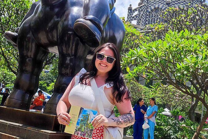 City Tour Medellin 4 Hours with Art Book Included - Guides that actually help you make sense of Medellín