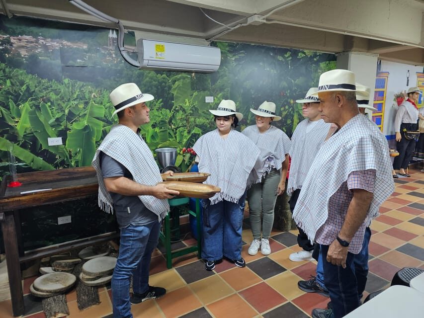 Coffee Experience with roasting show in Comuna 13 - Coffee Exfoliation: Fun, Memorable, and Not Just a Gimmick