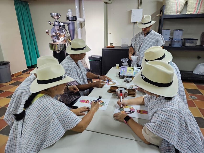 Coffee Experience with roasting show in Comuna 13 - Timing Tips for Fitting It Into Your Medellín Day