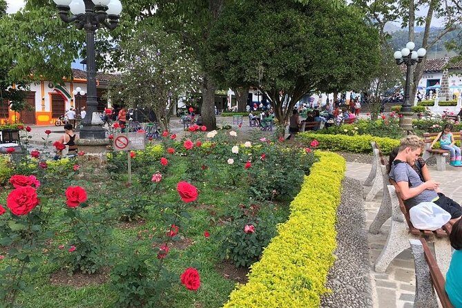 Coffee Plantation in Jardin and City sightseeing Tour - Pueblito Paisa: 20 minutes that help you read Medellín