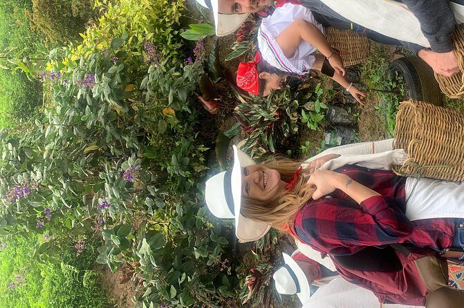Coffee tour+Guatape - Medellín + Guatapé in one day: why this combo works