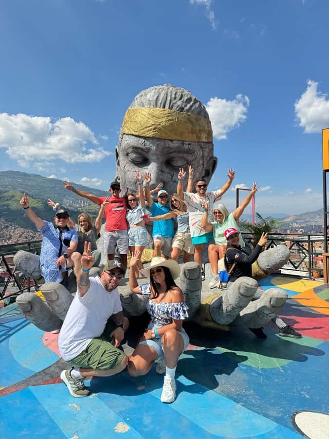 Complete Tour in Comuna 13: Graffiti, History and Street Delights - Key things to know before you go