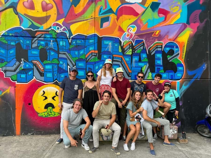 Complete Tour in Comuna 13: Graffiti, History and Street Delights - Tours like this are about people, not just walls