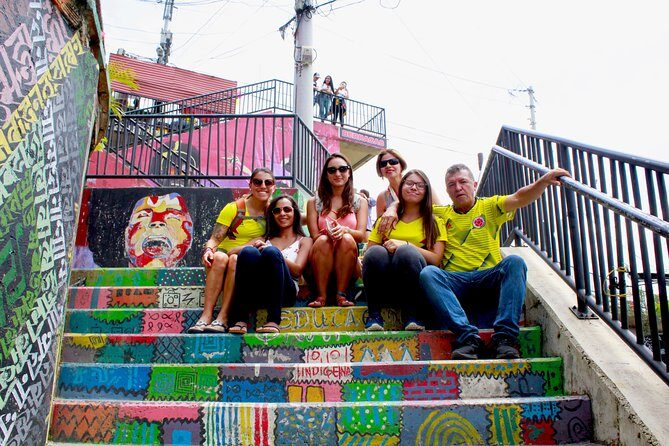 Comuna 13 tour - The SAT Tours approach: safety, clarity, and a guide who connects the dots