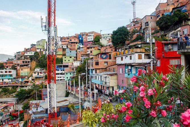 comuna 13 tour - Who This Tour Suits Best