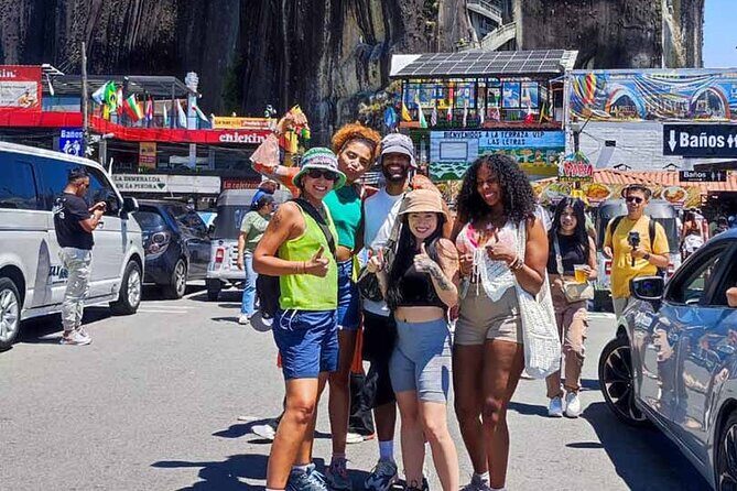 Customizable Guatapé and El Peñol Tour from Medellin - Your day clock: 9 to 11 hours and how to manage it