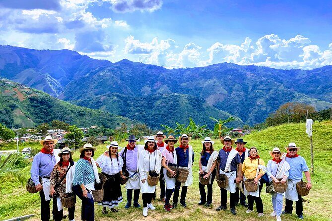 EXPERIENCES COLOMBIA (coffee tour) - Getting out of Medellín and into Antioquia’s coffee region