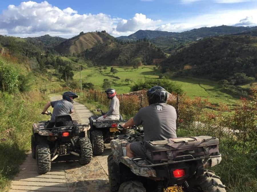 Extreme XL ATV Adventure in Guarne - Getting to Guarne from Medellín: the 50-minute van that sets the tone