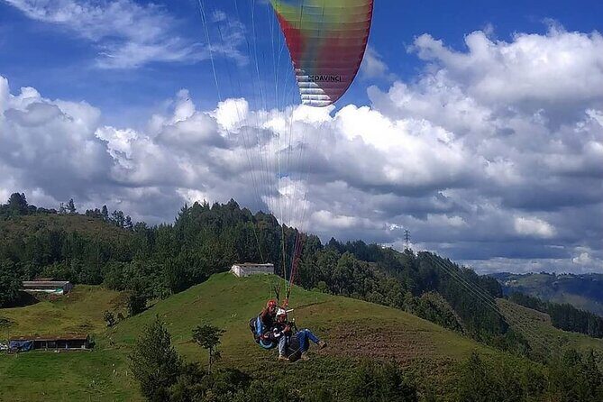 Flying Paragliding Over Medellín - Key Points That Matter Before You Go