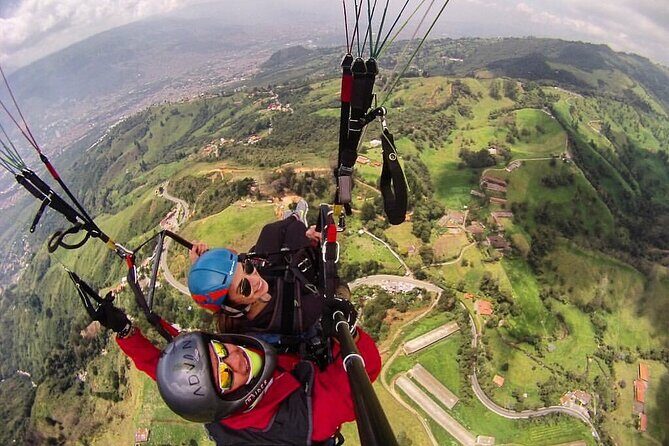Flying Paragliding Over Medellín - The Drive Between Stops: Less “Tour Bus,” More Flow