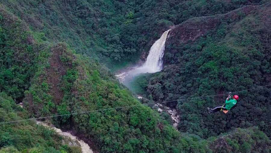 From Medellin: Epic Zipline and Giant Waterfall - Getting from Medellín to La Ceja: where the day truly starts
