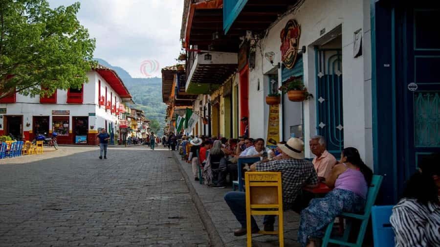 From Medellín: Jardín, Andes, and Hispania Day Trip - Lunch, Macanas coffee, and the rice pudding stop