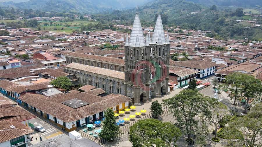 From Medellín: Jardín, Andes, and Hispania Day Trip - Morning pickup from Medellín: start time matters