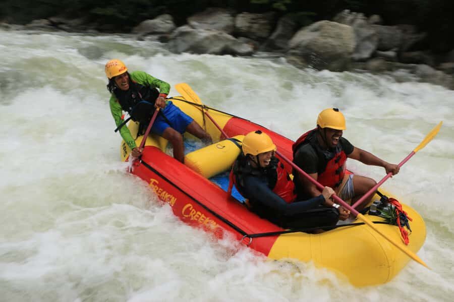 From Medellín: Paragliding and Rafting Combo Tour - Who should skip this tour, and who will feel great