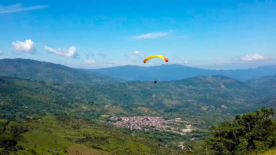 From Medellin: Private Paragliding Tour Over Waterfalls - The 1.5-hour drive from Medellín to the flying zone