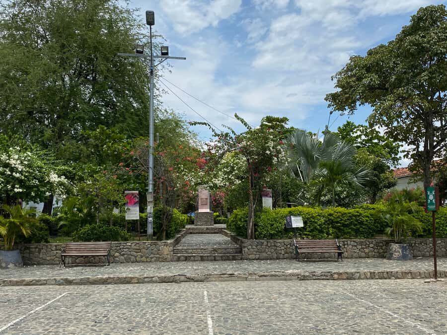 From Medellín: Private Santa Fe de Antioquia Tour - Practical Tips: Shoes, Sun, and How to Avoid Day-Trip Friction
