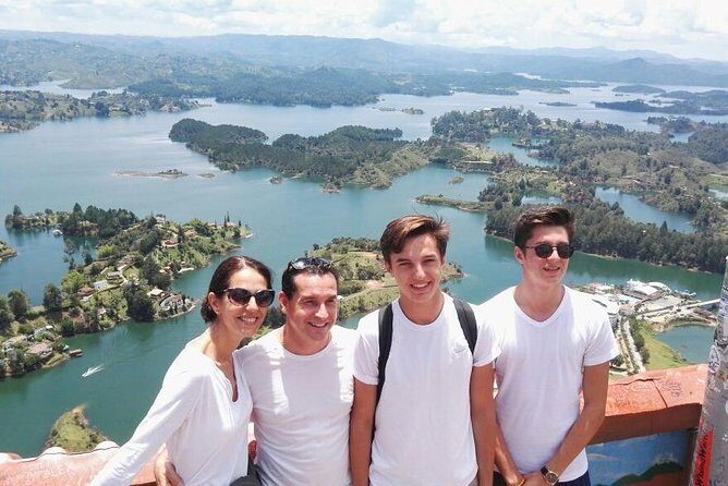Full Day Peñol and Guatapé Private Tour from Medellin - Oriente Tunnel: the stop that gives context before the scenery hits