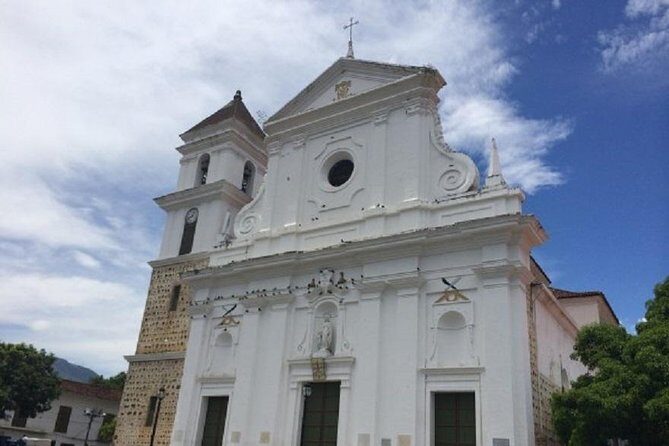 Full-Day Private Colonial Santa Fe de Antioquia Tour - Puente de Occidente: the architecture lesson you’ll remember