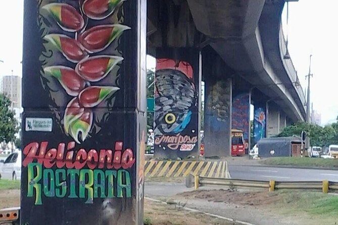 Full Day Private Medellin City, Street Art and Food Tour - The 9:00 am start: pickup, timing, and how to set your day