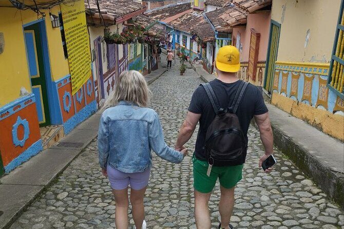 Full Day Private Tour to Guatapé and Piedra del Peñol - Replica del Viejo Peñol: the town that got moved for the reservoir