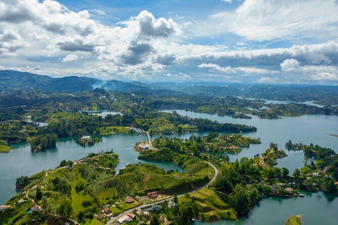 Full-Day Small Group Guatapé Experience - Key Highlights You’ll Feel All Day