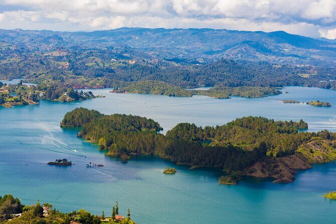Full-Day Small Group Guatapé Experience - Replica del Peñol: The Dam Story Comes First