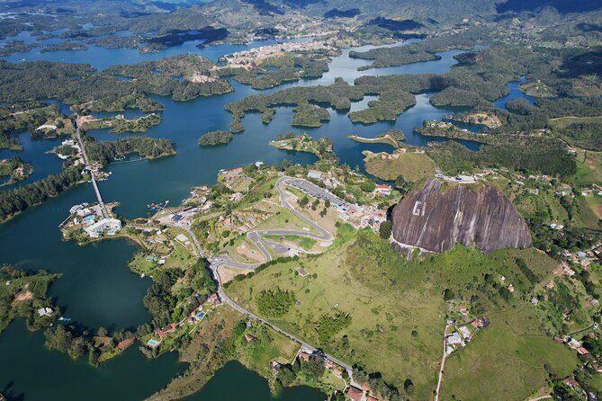 Full-Day Small Group Guatapé Experience - Lunch in Guatapé: Fuel Up Before the Lake Cruise
