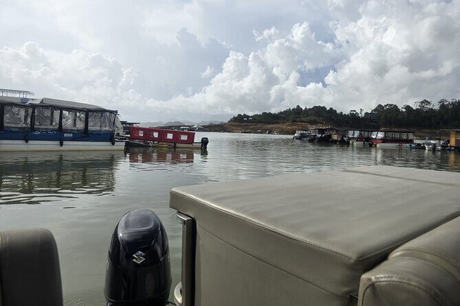 Guatapé and Stone of the Peñol Tour with Guide and boat and lunch - Stop 3: Replica del Viejo Peñol—memory behind the scenery