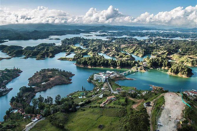Guatape & Coffee Tour - Key things that make this tour work