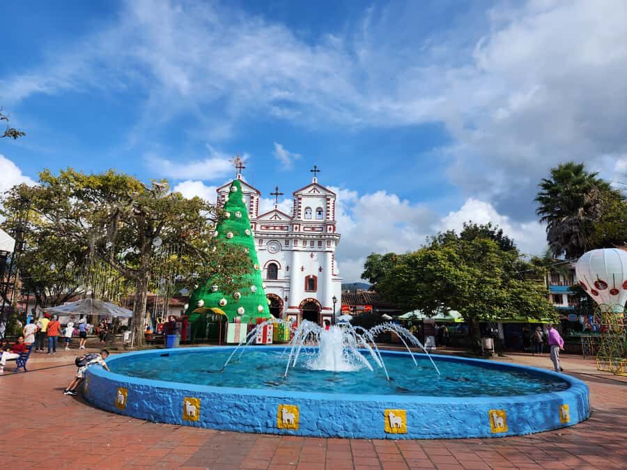 Guatape Coffee Villa including Rock Town & Waterfall - Waterfall stop: quick dip, cold water, big reset