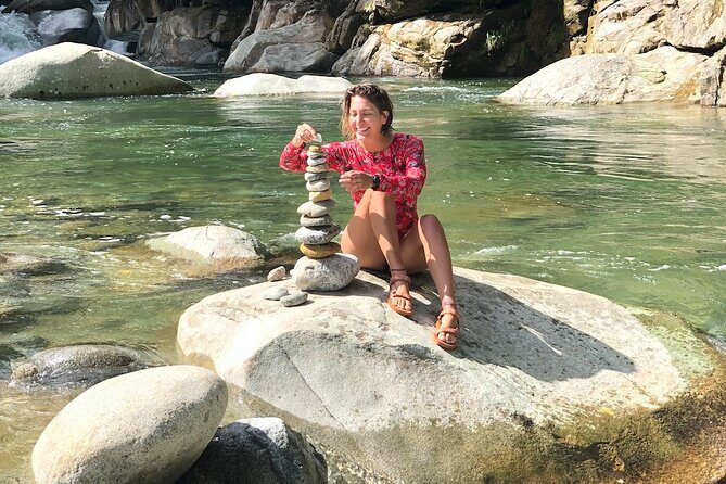 Guatape River & Waterfalls Tour: Recharge and Reconnect - Getting from Guatapé Town to the river: 45 minutes of mountain views