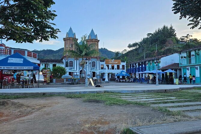 Guatapé Tour and Dam Boat Tour from Medellín - Key highlights to know before you go