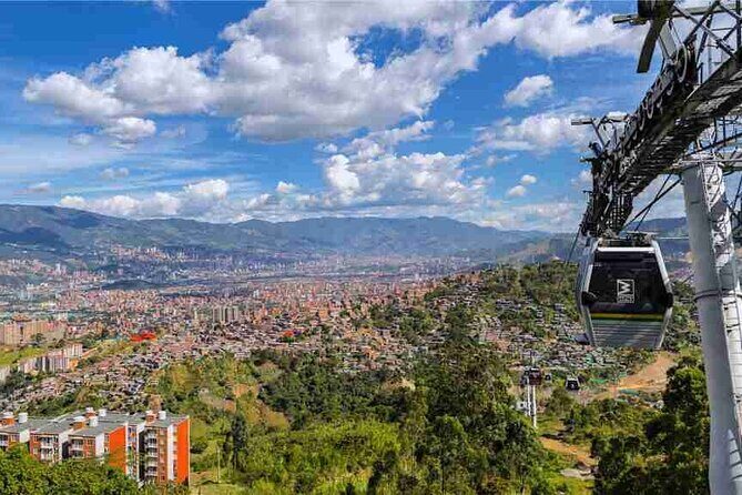 Half Day Private Medellín City Tour with Transportation - What makes the guides matter: Sofia, Julian, Fabio, and flexible pacing