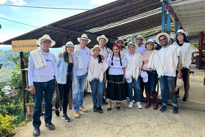 Horseback Riding Tour and Coffee Tour with Lunch and Refreshment - Horseback Riding Here Is Short: Go in for Coffee First