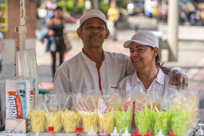 Laureles Food Tour - Parks, Aguardiente, and Primer Parque de Laureles