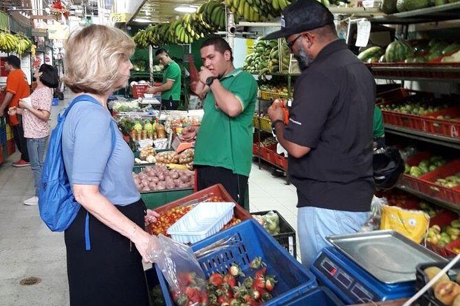 Local Fruit and Market Places Tour - Stop 3: Placita de Florez (45 minutes) for learning while you snack