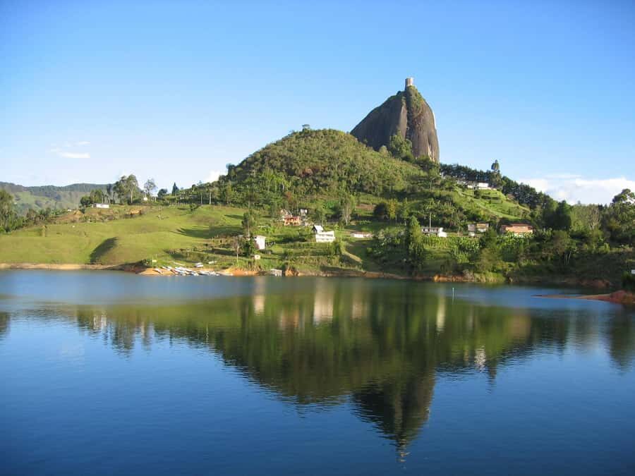 Medellin and Guatape Full Day Pablo Escobar Tour - Key things I’d bet on before you book