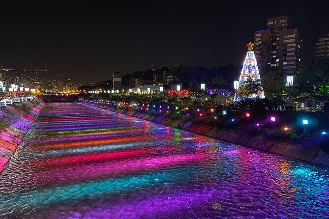 Medellin Christmas Lighting Private Tour - How this Medellín Christmas lights route really works