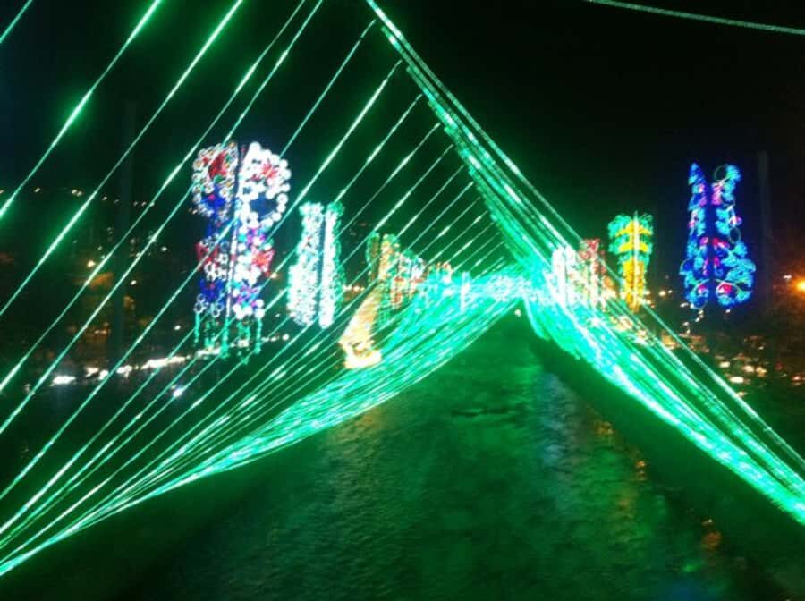 Medellin Christmas Lights Tour - Comfort Checklist: How to Make the Night Feel Smooth