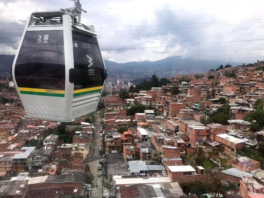 MEDELLIN: CITY TOUR MEDELLIN + GRAFFITOUR COMUNA 13 - Pueblito Paisa: start high for a Medellín reality check