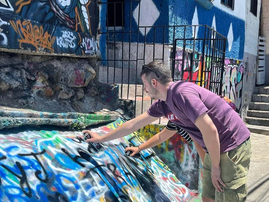 Medellín: Comuna 13 (Graffitour) Discover the Transformation - Museo Comuna 13: Where the Murals Start Making Sense