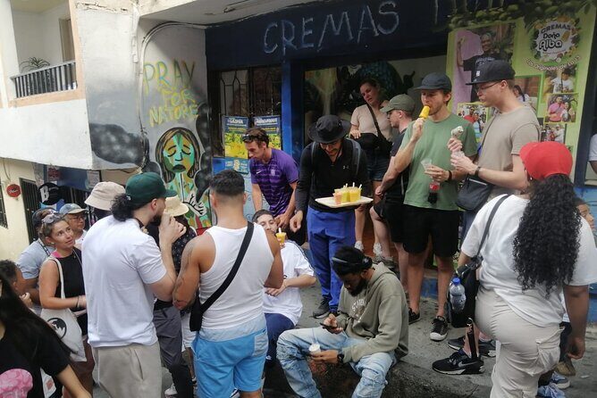 Medellín Comuna 13 Tour Graffiti Culture and Cable Car Ride - Price and Value: $14.99 for a 3-Hour Culture + Views Plan
