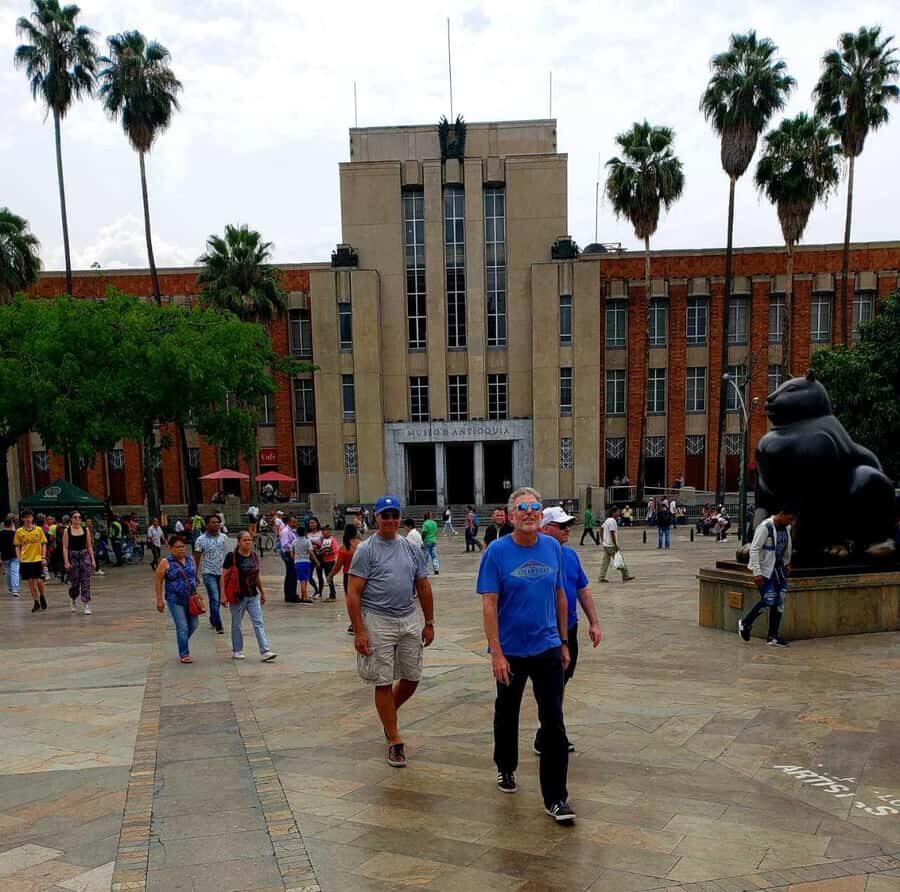 Medellín: Cultural City & Museum Tour - Fernando Botero’s 23 Statues: How One Donor Changed a City’s Look