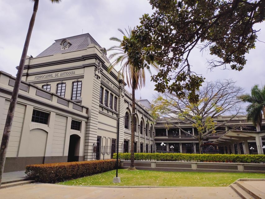 Medellin downtown: History and culture through fun stories - Alpujarra Metro Start: The Route Begins with the Past